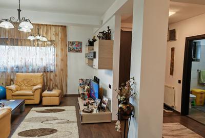 Casă cu 4 camere cu Canalizare în Băneasa - 2