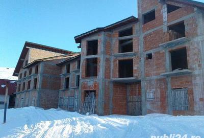 Casă cu 20 camere cu Teren 977 Mp în Bolvașnița - 2