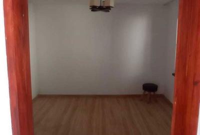 Casă cu 3 camere în Central - 5