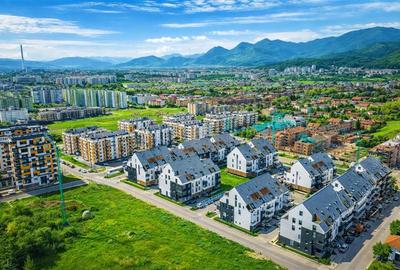 Apartament cu 2 camere decomandat în Tractorul - 2