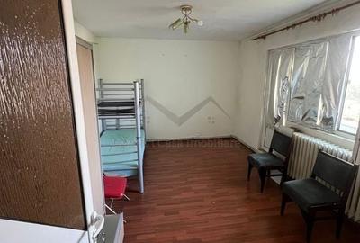 3 Camere decomandat Zona Cantemir- Podu de piatra - 4