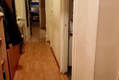 Apartament cu 3 camere semidecomandat în Central - 6