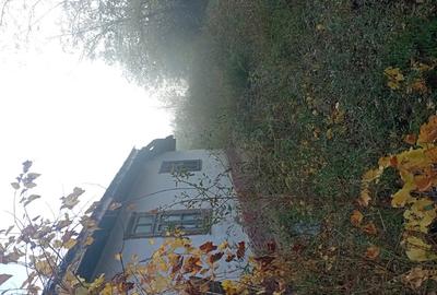 Casă cu 4 camere în Central - 1