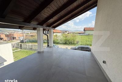 Casă cu 4 camere cu Teren 500 Mp în Central - 11