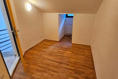 Casă individuală cu 20 camere cu Canalizare în Central - 52