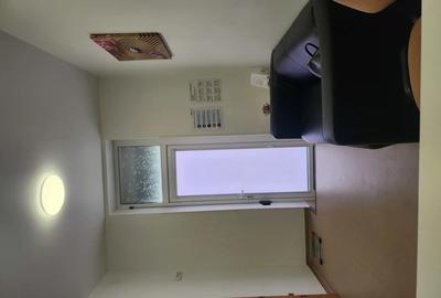 Vand spatiu comercial ( cabinet medical)