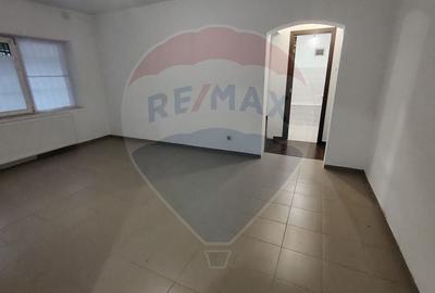 Apartament 2 camere parter/nemobilat. - 2