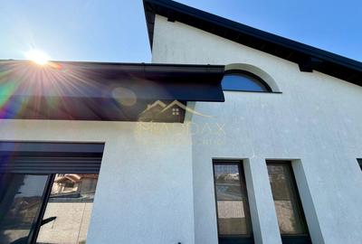 Duplex cu 6 camere cu Canalizare în Central - 45