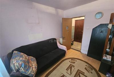 Garsonieră decomandată în Central - 9