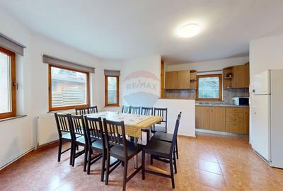 Casă cu 7 camere cu Teren 986 Mp în Plaiul Foii - 8