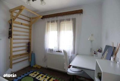 Casă cu 4 camere cu Teren 1400 Mp în Răucești - 15