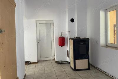 Casă cu 3 camere cu Teren 2877 Mp în Dolaț - 8