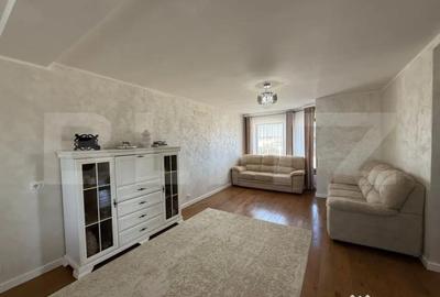 Casă cu 4 camere cu Teren 100 Mp în Central - 2