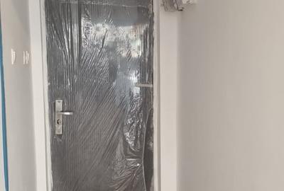 Garsonieră decomandată în Universitate