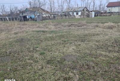 Teren de 2200 mp, în Gorbănești - 3