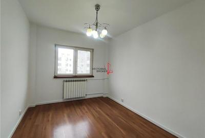 Decomandat, bloc 1980, ,metrou OBOR Calea Mosilor - 8