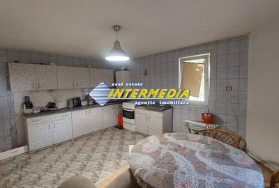 Casă individuală cu 3 camere cu Canalizare în Cetate - 6