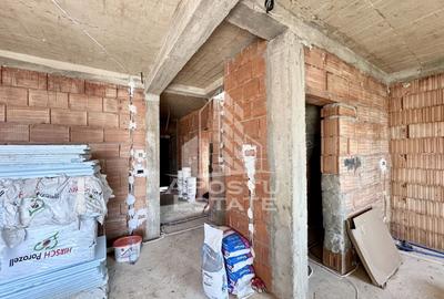 Duplex cu 5 camere cu Canalizare în Dumbrăvița - 6