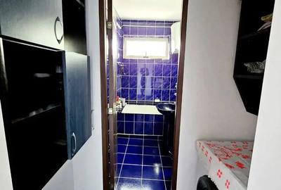 Apartament cu 3 camere semidecomandat în Central - 1