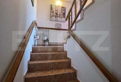 Casă cu 7 camere cu Teren 300 Mp în Central - 2