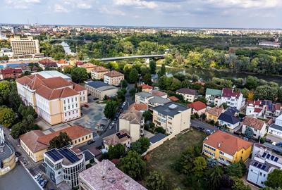 Apartament cu 4 camere LUX, zona Gloria - Pedagogic - Malul Mureșului - 7