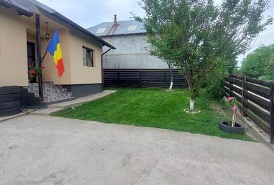 Teren cu două case în Breazu Copou - 1