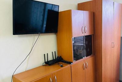 Garsonieră decomandată în Bucium - 3