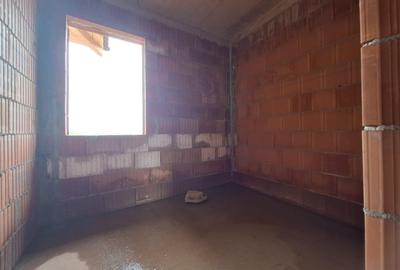 Casa insiruita 3 camere, 88 mp utili, 300 mp teren,  Calea Urseni - 11