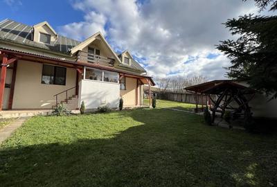 Casă cu 4 camere cu Teren 700 Mp în Sopor - 2