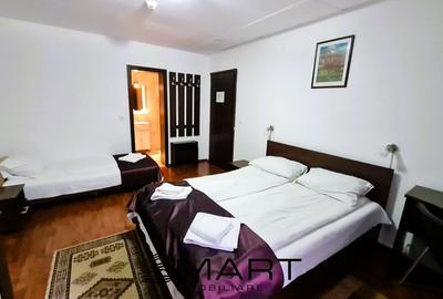 Pensiune cu 67 locuri de cazare, zona Curmatura - 11