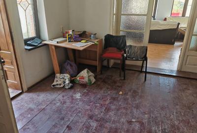 Casa 4 camere libera la vanzare RASNOV - zona Florilor - 5