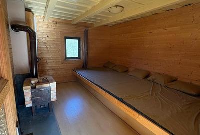 Casă cu 2 camere cu Teren 4300 Mp în Dulcele - 4