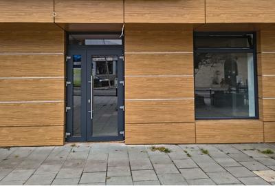 Spatiu comercial de inchiriat Predeal Spatiu comercial de inchiriat Predeal - 1