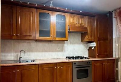 Apartament cu 3 camere de inchiriat Floresti - 1