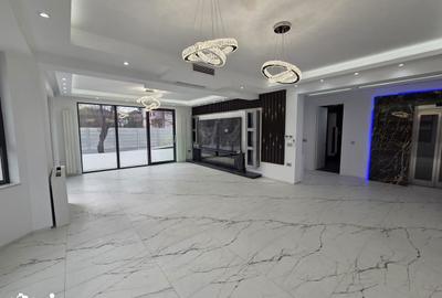 Casă cu 7 camere cu Teren 1032 Mp în Central - 3