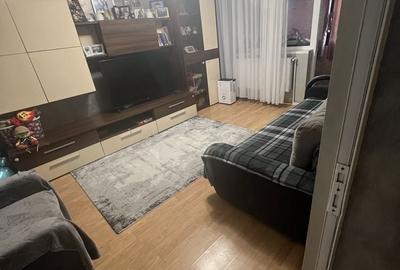 Apartament cu 3 camere decomandat în Central - 1