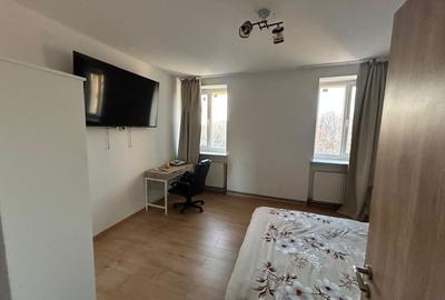 Apartament cu 3 camere decomandat în Central - 11