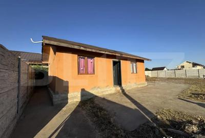 Casă cu 2 camere cu Teren 481 Mp în Malu Mare - 1