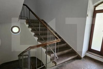 Apartament cu 3 camere decomandat în Central - 4