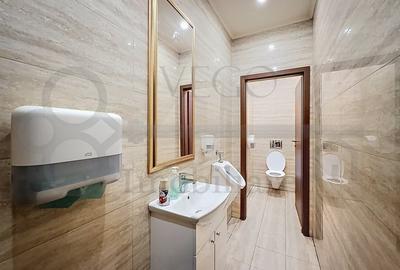 Spatiu cu acces stradal si vitrina, 95 mp, zona centrala Piata Cipariu - 12