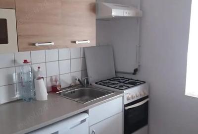 Garsonieră decomandată în Central - 5