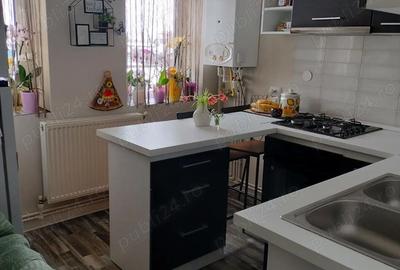 Apartament cu 2 camere decomandat în Central - 1