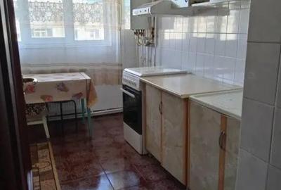 Apartament cu 3 camere decomandat în Micro 20 - 1