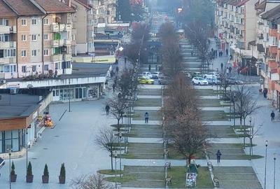 Apartament cu 3 camere decomandat în Petros - 2