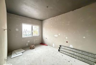 Casă cu 4 camere cu Teren 313 Mp în Central - 1