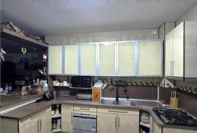 Casă cu 8 camere cu Teren 419 Mp în Corbeanca - 3