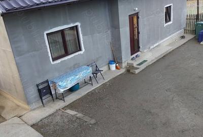 Casă cu 5 camere în Vârfu Dealului - 8