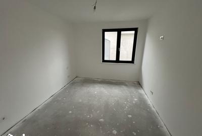 Casă cu 4 camere cu Teren 485 Mp în Vetiș - 5