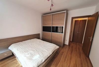Apartament cu 2 camere semidecomandat, mobilat în Gorjului