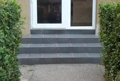Inchiriez apartament. La parter.cu intrare din strada - 16
